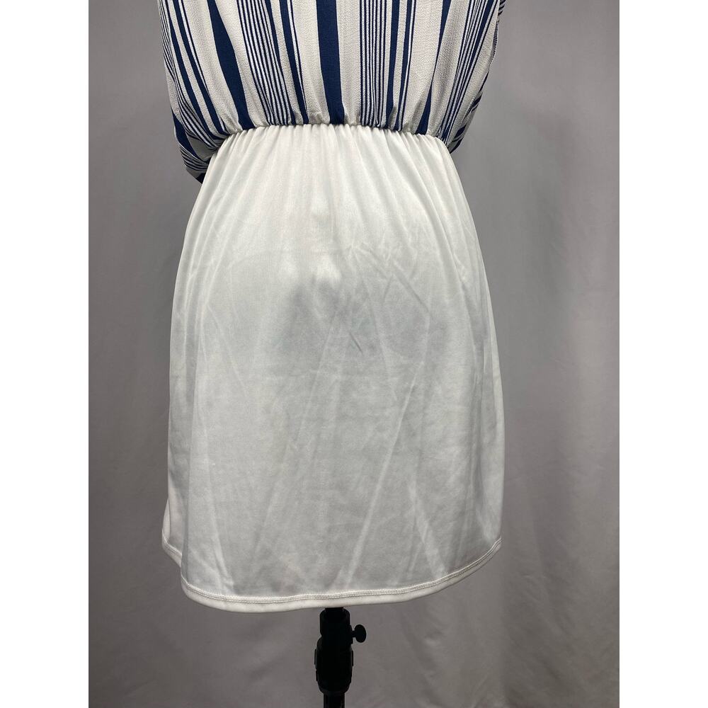 Monteau LA Thin Adjustable Strap Striped Dress Size Medium Color Blue and White - Picture 6 of 8